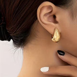 Sleek Minimalist C-Shaped Earrings