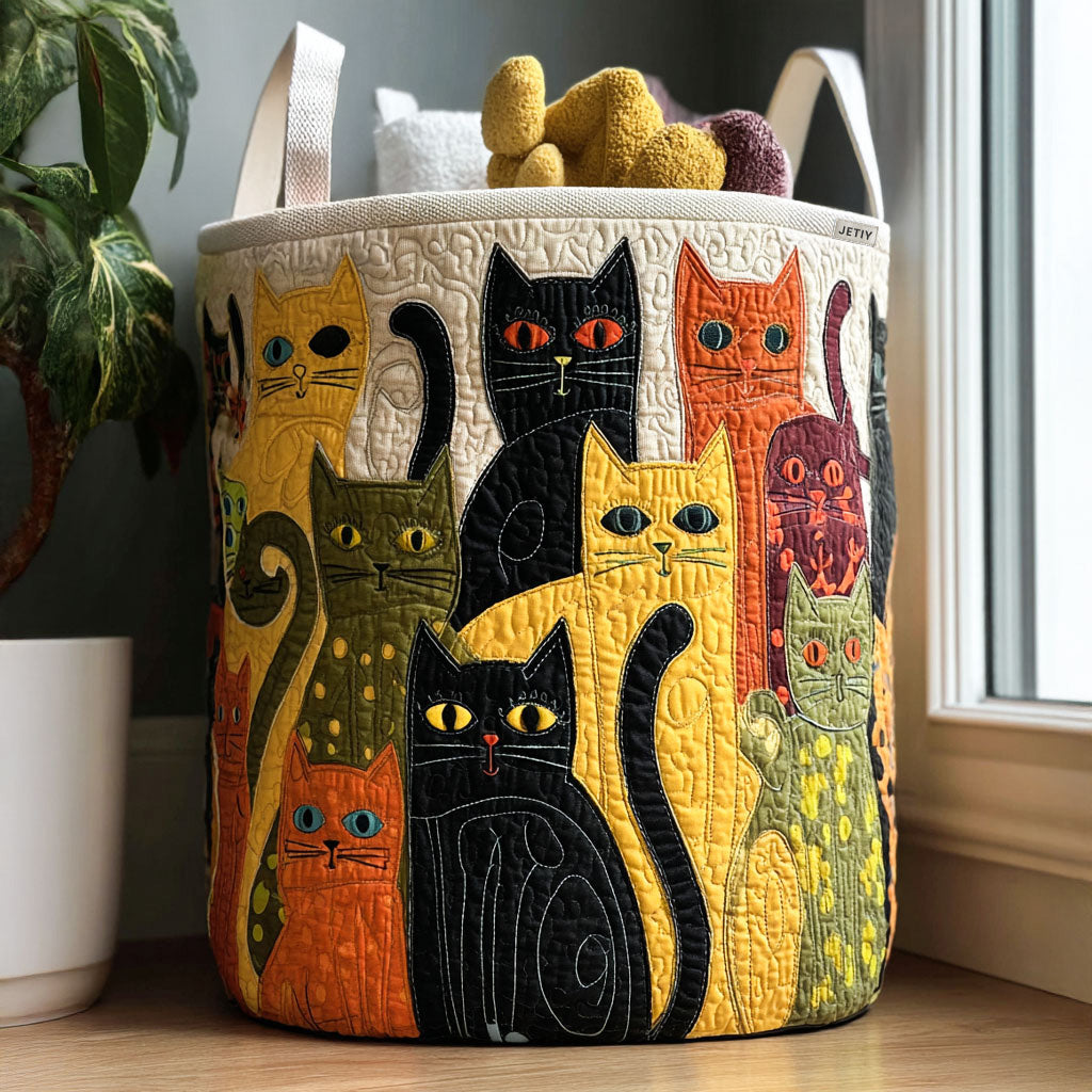 Cozy Cat Quilted Laundry Basket NCU0QN034