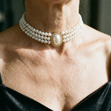 Chic Three-Pearl Necklace